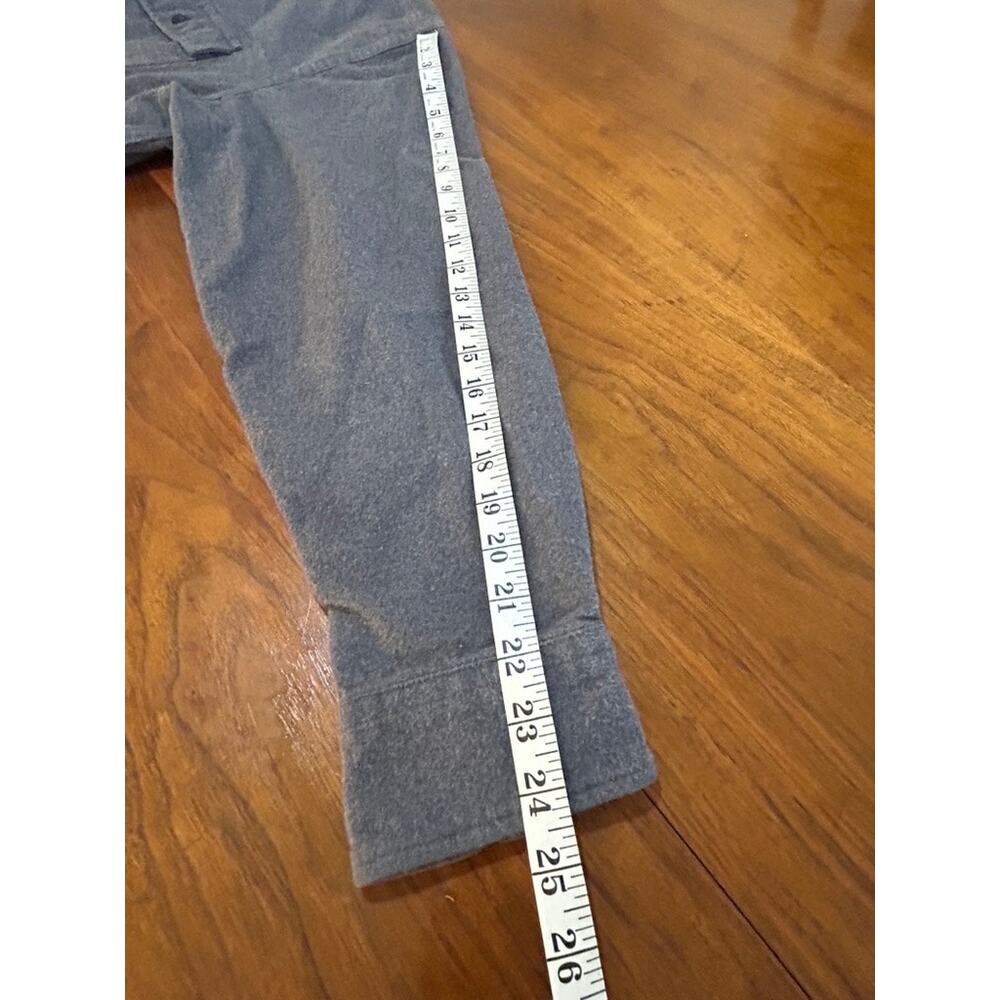 Gray L.L.Bean Long-Sleeve Button-Down Heavy Flannel Chamois‎ Shirt - (Men's XL) - Picture 8 of 10